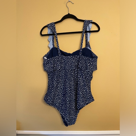 Brand: Kona Sol Women's Polka Dot Ruffle Shoulder One Piece Swimsuit - Picture 4 of 11